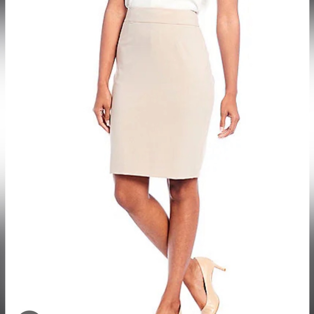 J Crew No. 2 Pencil Skirt - Cream / Light Khaki